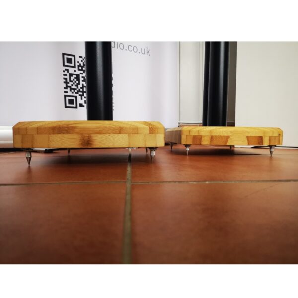 Atacama Moseco 6 – Lautsprecherständer – 615 mm – schwarz & Bodenplatte heller Bambus - Aussteller – Bild 7